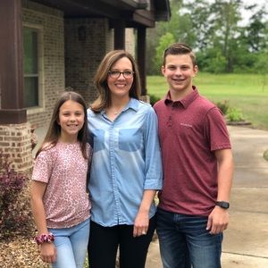 Meet your Posher, Hollie